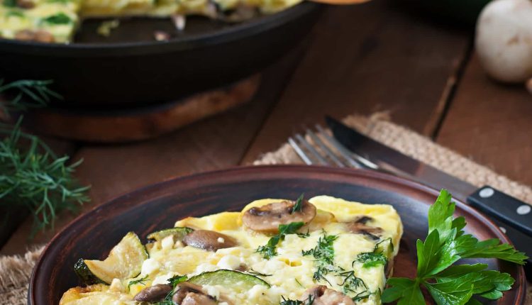 Egg White Omelette with Spinach and Mushrooms