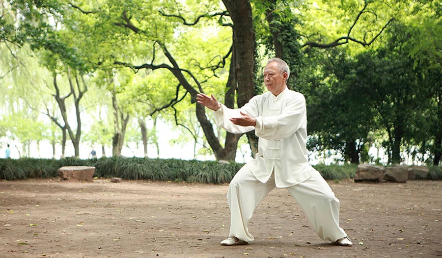 How Tai Chi and Organic Living Can Work Together to Promote Overall Wellness